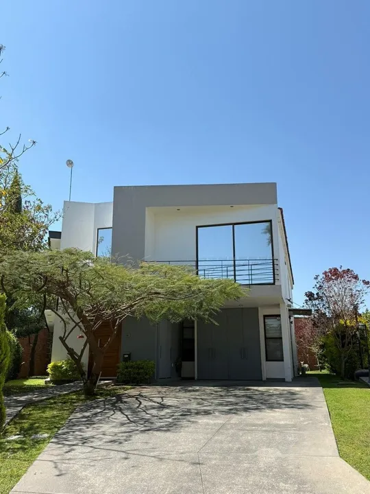 Foto 2 de RESIDENCIA EN VENTA EN HACIENDA DEL ORO SEGUNDA SECCIÓN $11'995,000 pesos