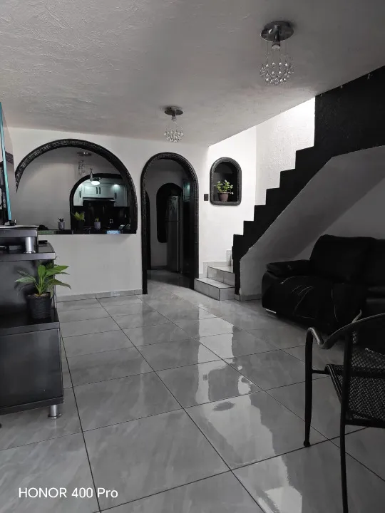 Foto 9 de Casa en venta en Rafael Ruiz Rivera, Colonia Jardines del Nilo, Guadalajara