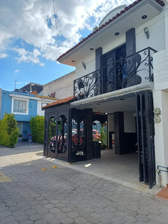 Foto 4 de Casa en venta en Rafael Ruiz Rivera, Colonia Jardines del Nilo, Guadalajara