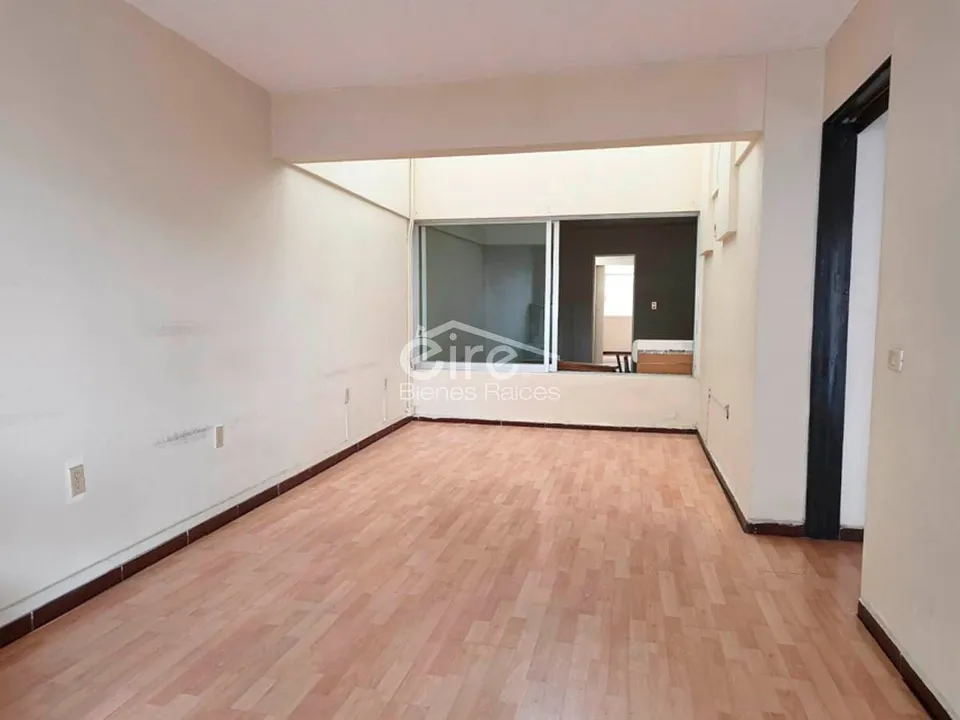 Foto 5 de Casa en Venta en Camino Real - Santa Teresa de Jesús | 6 Recámaras y Jardín — 6