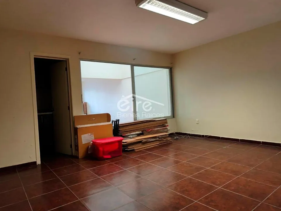 Foto 8 de Casa en Venta en Camino Real - Santa Teresa de Jesús | 6 Recámaras y Jardín — 6