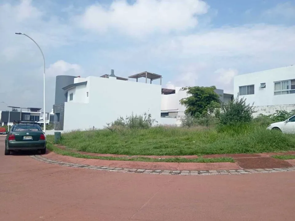 Terreno 347 m² en La Riojo en Tlajomulco de Zuñiga, Jal Lote #401