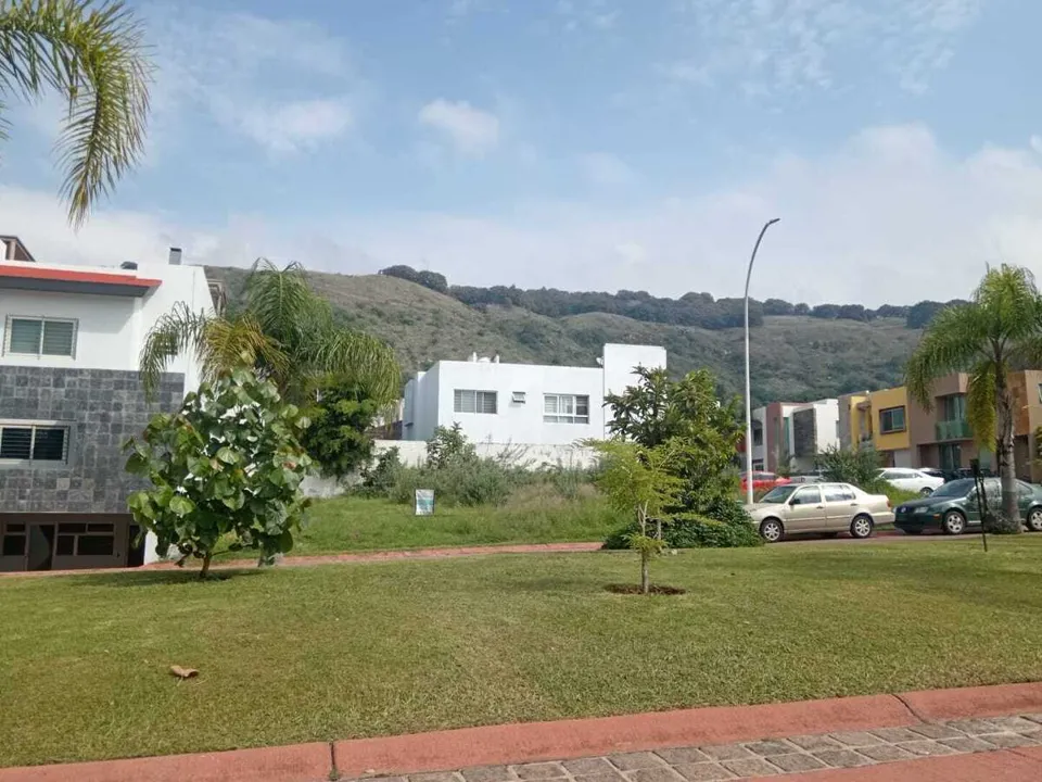 Foto 2 de Terreno 347 m² en La Riojo en Tlajomulco de Zuñiga, Jal Lote #401