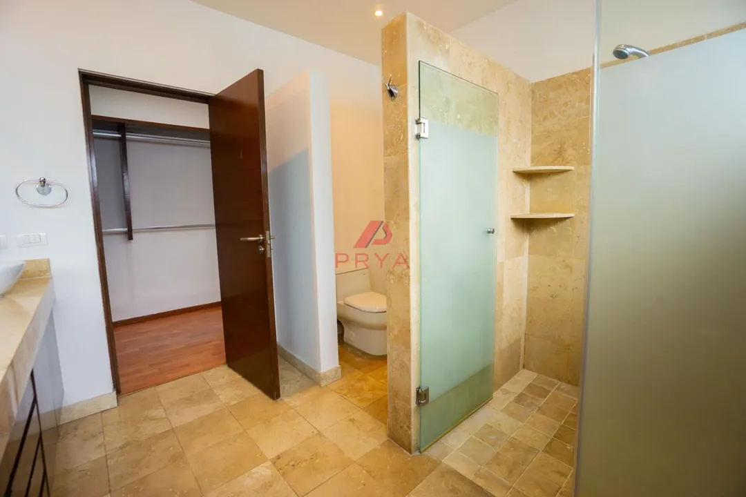 Foto 5 de Casa en Renta en Olivos Residencial, Zapopan | 4 Recámaras, Frente a Casa Club