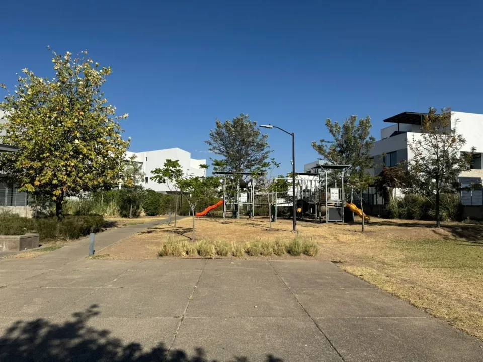 Foto 5 de TERRENO EN  VENTA EN PARQUES VALLARTA DENTRO DE COTO AMATE