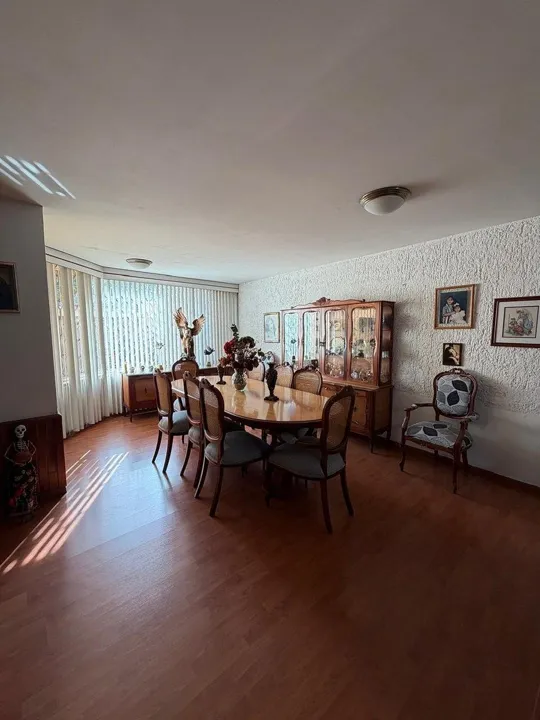 Foto 7 de CASA CON USO DE SUELO EN VENTA EN AV TOPACIO