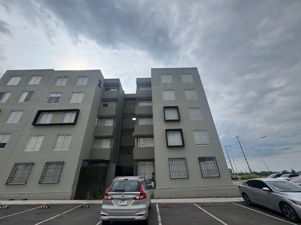 DEPARTAMENTO EN RENTA A UNA CUADRA DE LA CENTRAL NUEVA Y EL TREN LIGERO