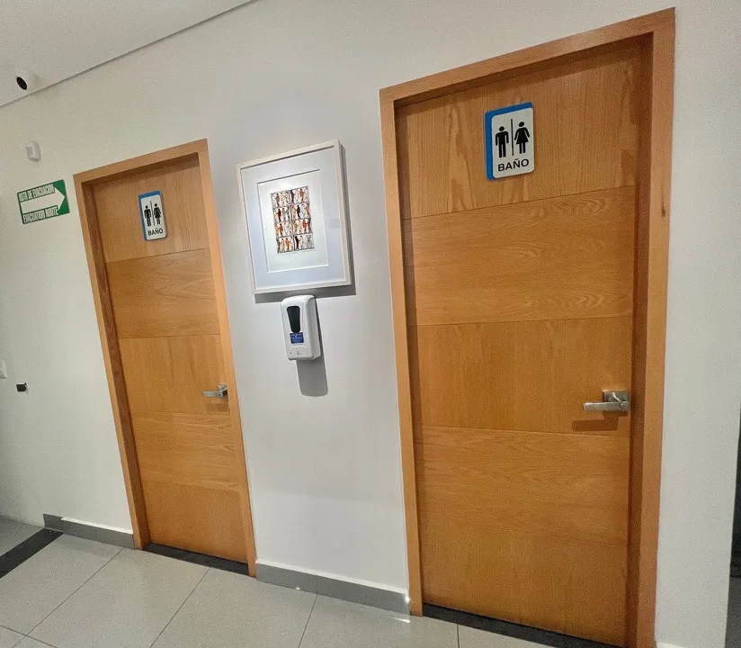 Foto 9 de En Renta Consultorio equipado amueblado,  dentro de Clínica Médica