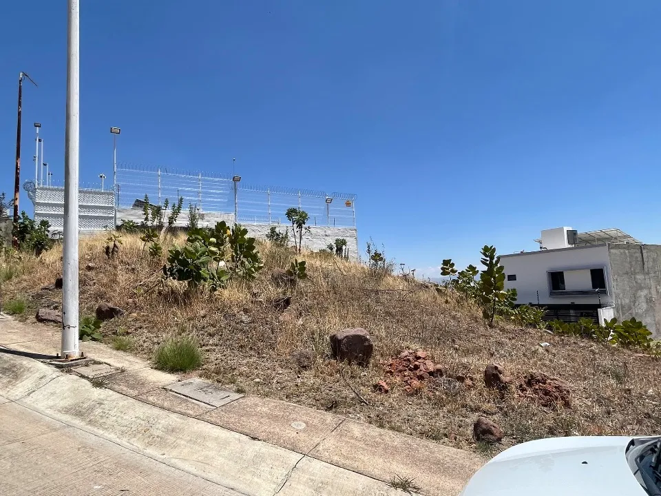 Foto 3 de Terreno en venta en Paisajes de la Noche, Paisajes del Tesoro, Tlaquepaque