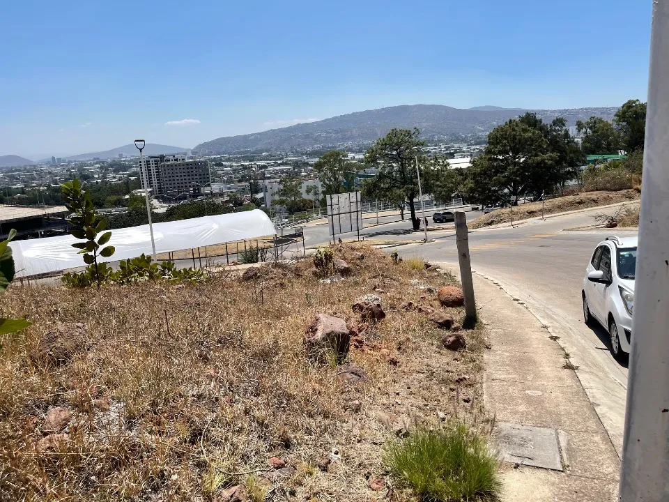 Foto 7 de Terreno en venta en Paisajes de la Noche, Paisajes del Tesoro, Tlaquepaque