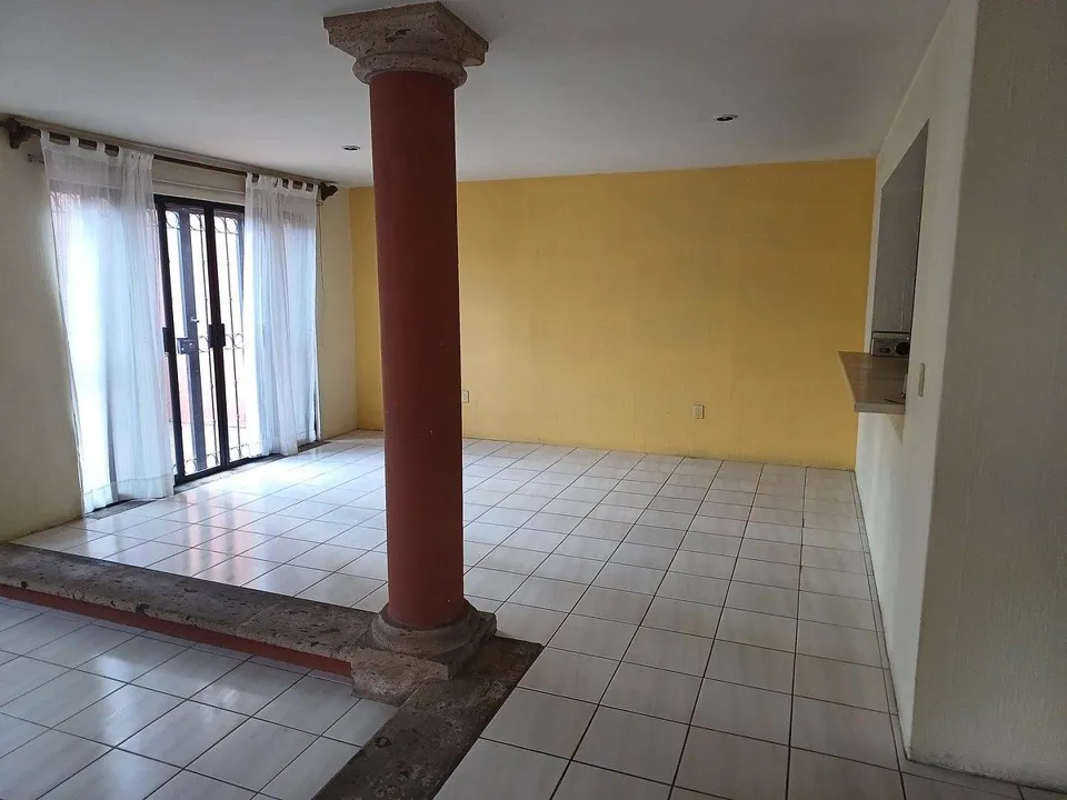 Foto 2 de Casa en venta, Col. Lomas del Country, Guadalajara, Jalisco