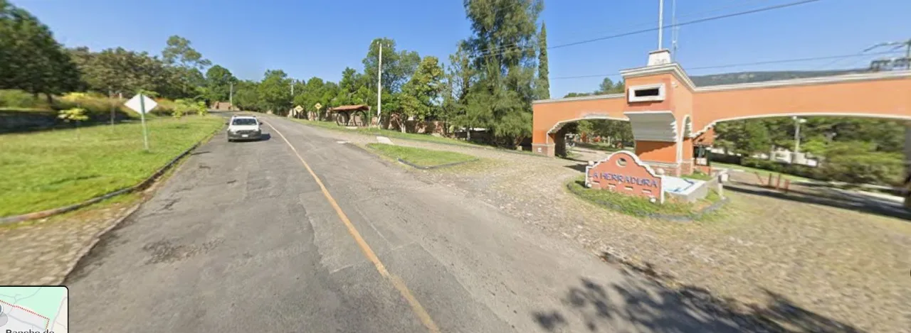 Foto 6 de Terreno en venta en Paseo De Los Pinos, Haciendas La Herradura, Zapopan