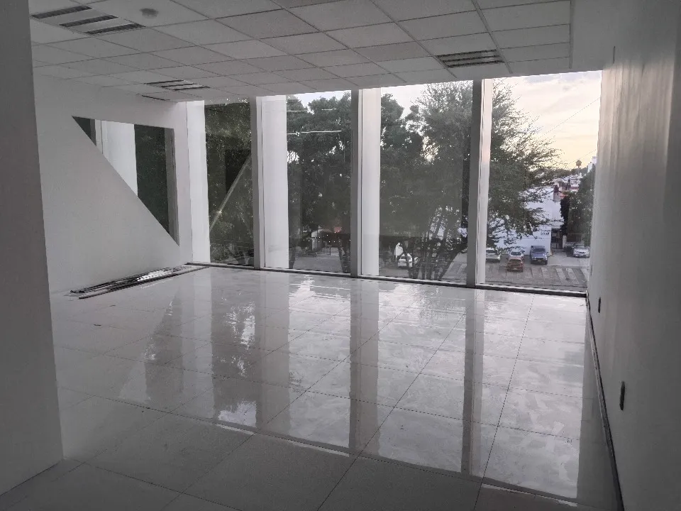 Oficina en venta en Avenida Nicolás Copérnico, Arboledas, Zapopan