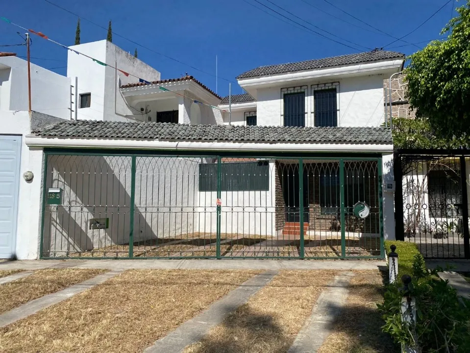 Casa en renta en Avenida Miguel Angel, Real Vallarta, Zapopan