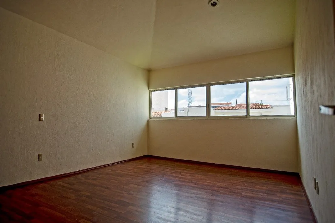 Foto 6 de VENTA CASA BOSQUES SANTA ANITA