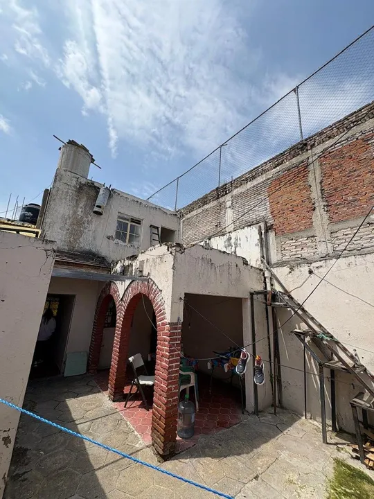 Foto 4 de CASA EN VENTA PARA REMODELAR / Juan de Dios Robledo