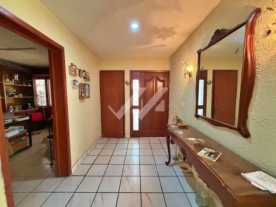 Foto 5 de Excelente Ubicación y Gran Potencial | Casa sobre Av. Naciones Unidas