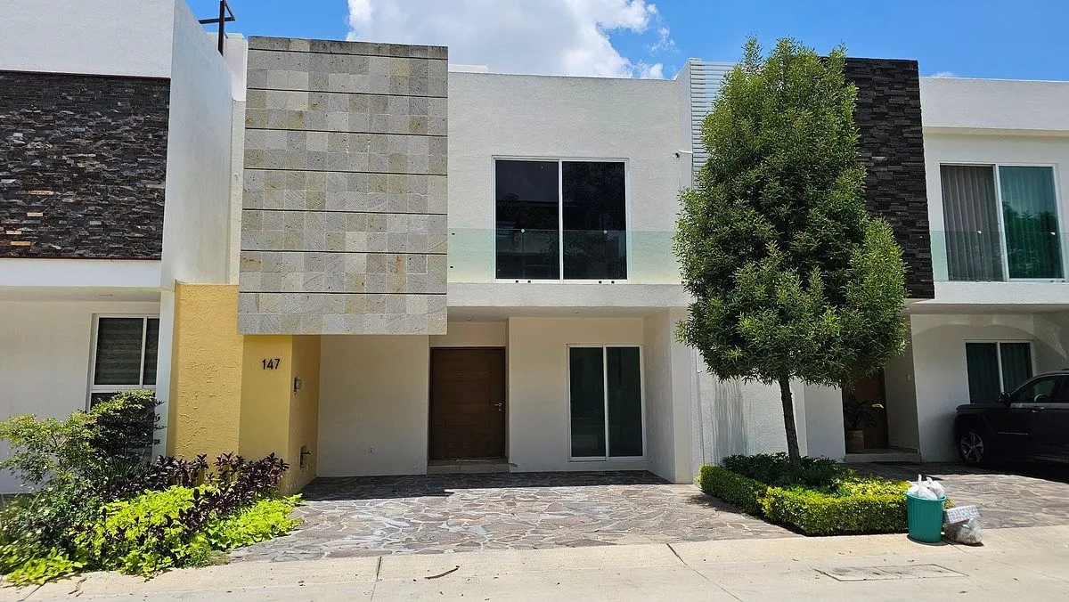 Casa en Renta en Punto Sur 1