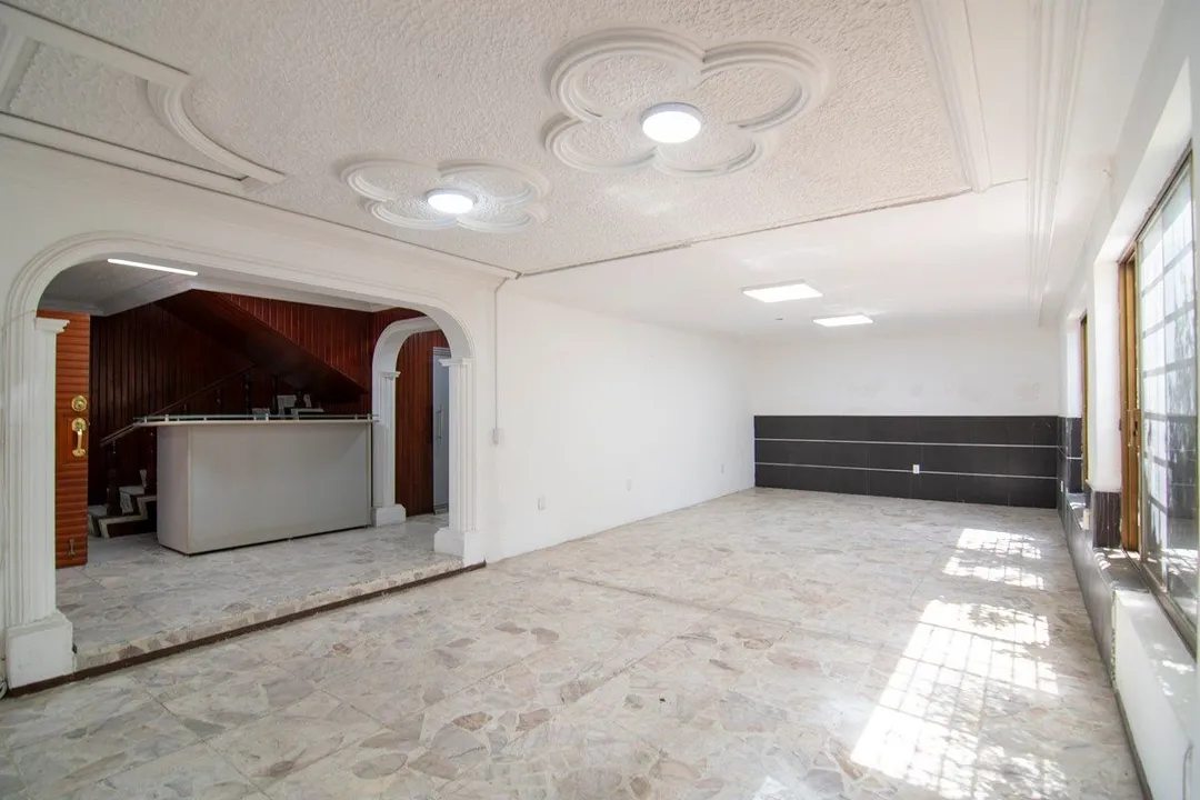 Foto 6 de Casa en Esquina en Venta en Jardines de los Arcos