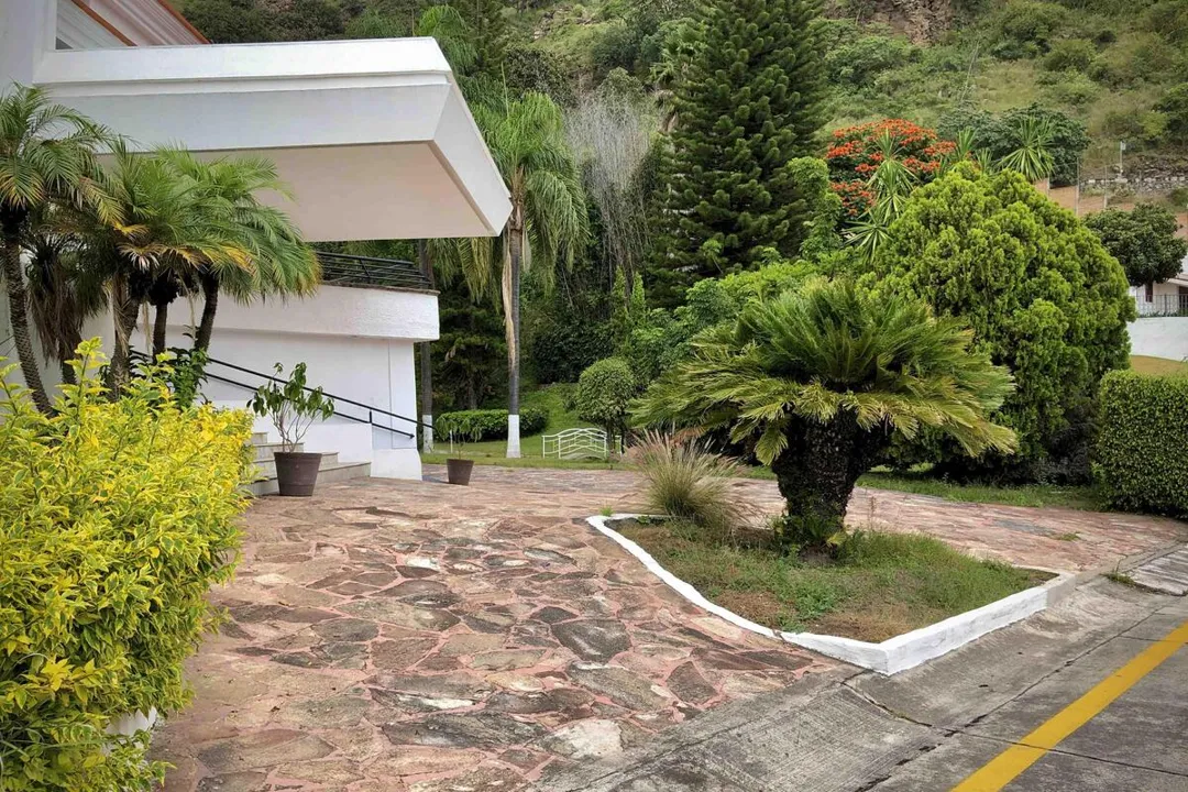 Foto 2 de Casa en Club de Golf Santa Anita, Paseo de las Rosas