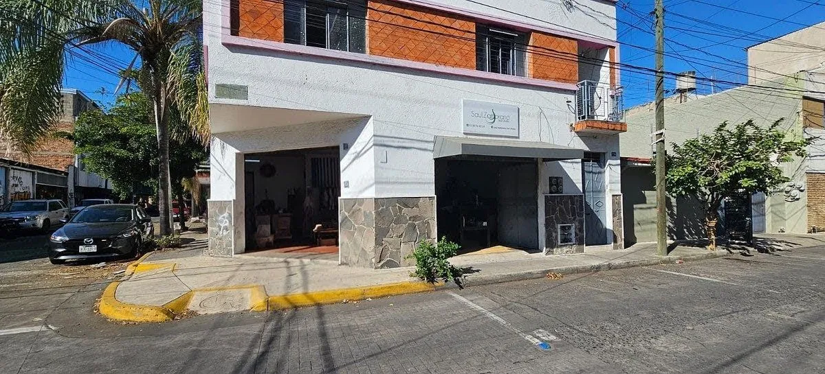 Foto 3 de EDIFICIO CON DEPARTAMENTOS Y LOCALES EN VENTA, COL AMERICANA