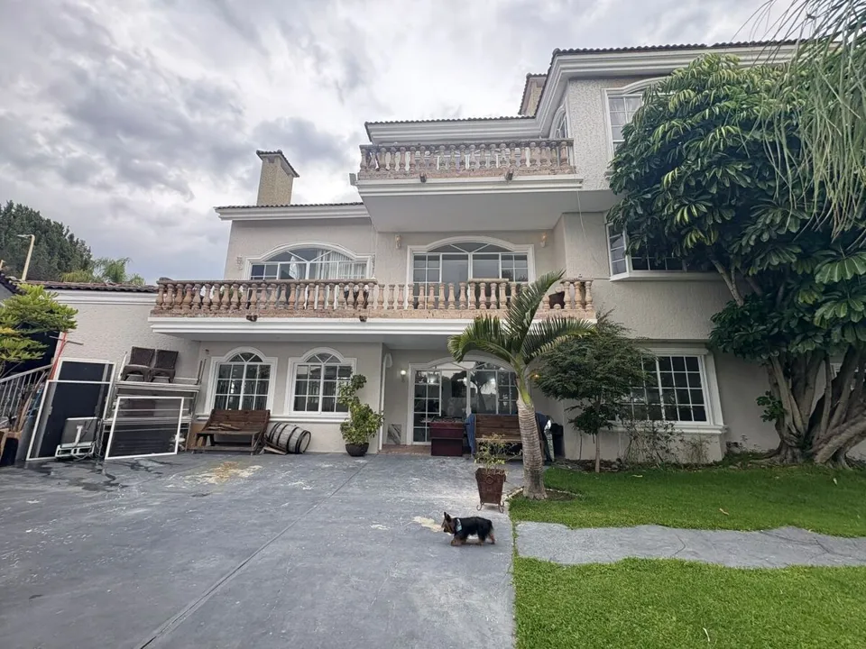 Foto 2 de Casa en venta en Bugambilias