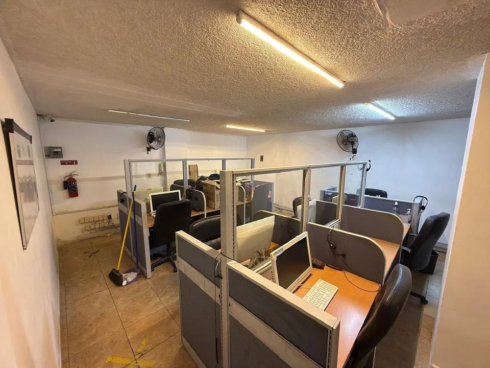 Foto 3 de Oficina en Renta en Zona Centro Guadalajara | 130 m², Opción Amueblada