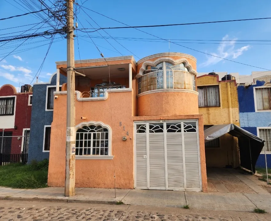 Casa en venta en Calle Allende, Colinas De San Carlos, Tonalá