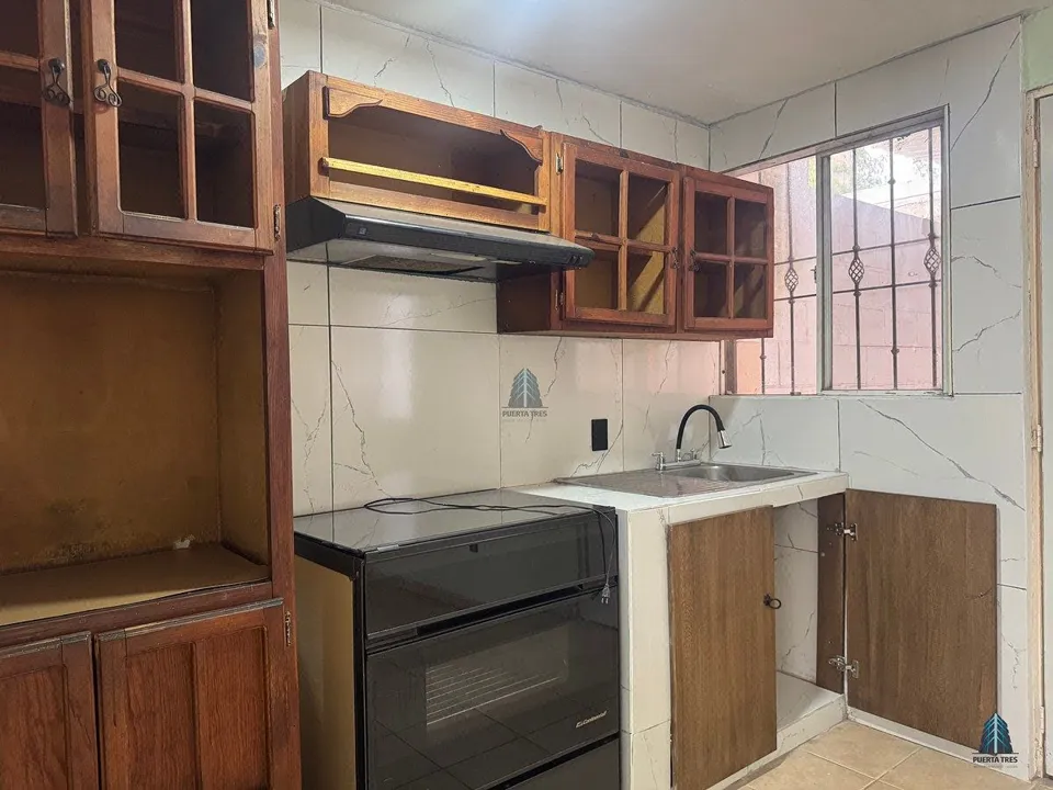 Foto 7 de Casa en renta en coto en Jardines de Miraflores