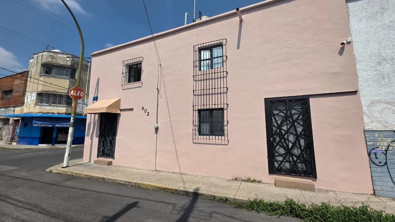 Foto 2 de Casa en venta en Calle Independencia, Zona Centro, Guadalajara
