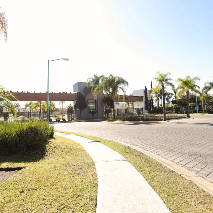 Foto 5 de TERRENOS RESIDENCIALES EN PREVENTA EN VALLE DE LAS FLORES | SUR DE GUADALAJARA