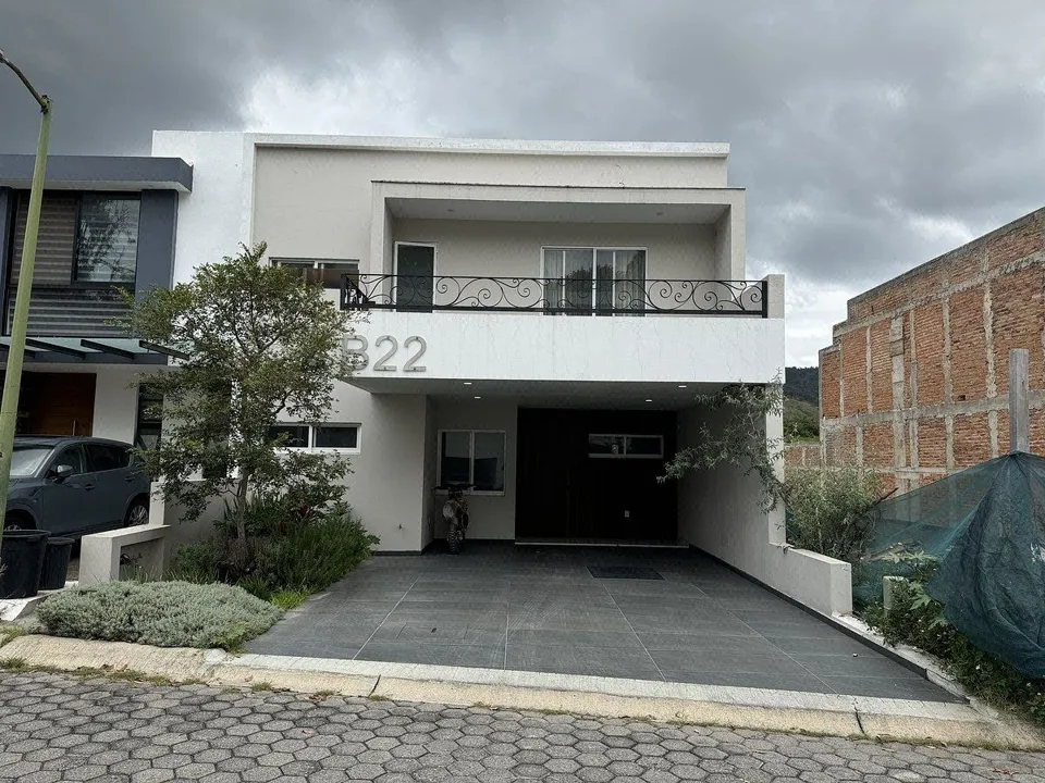 Casa de Autor de Lujo en Venta en Bosque Real Santa Anita, Jalisco