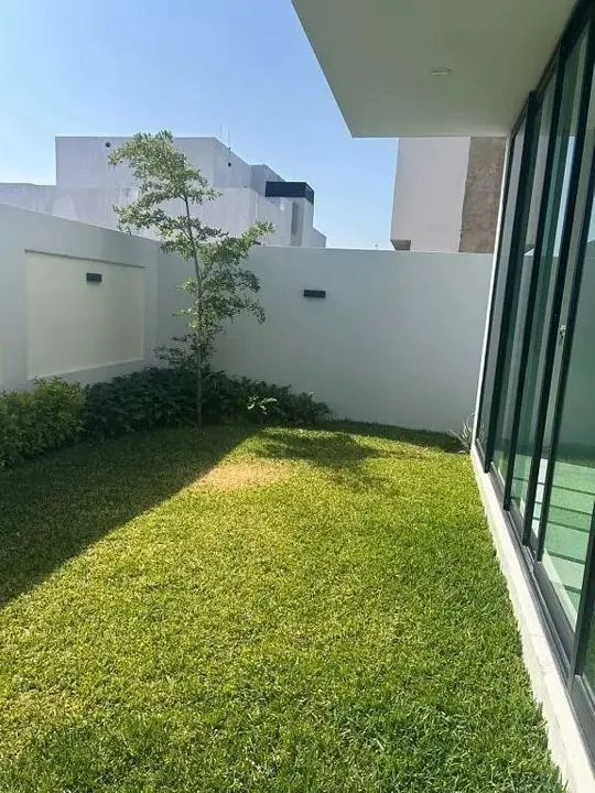 Foto 8 de RESIDENCIA NUEVA EN COTO ACACIA, PARQUES VALLARTA