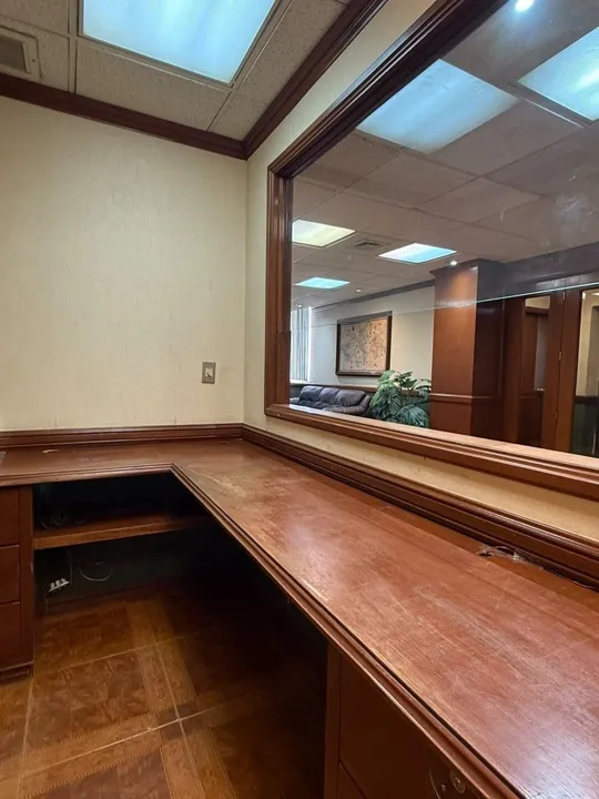 Foto 7 de OFICINAS AMUEBLADAS EN VENTA LA PURISIMA ZONA CHAPALITA FRENTE A PUENTE MATUTE R