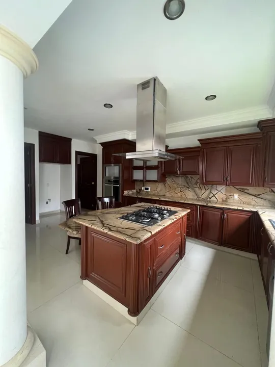 Foto 4 de CASA EN VENTA EN CHAPALITA