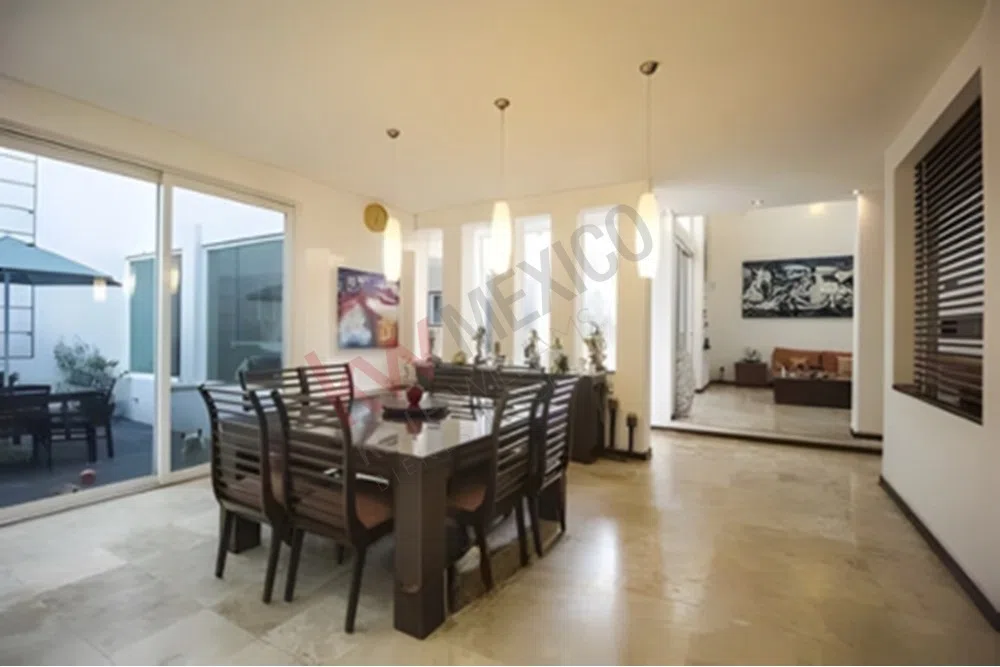 Foto 5 de Casa de lujo en Venta con Alberca y estilo contemporáneo en Las Fuentes, Zapopan, Jalisco
