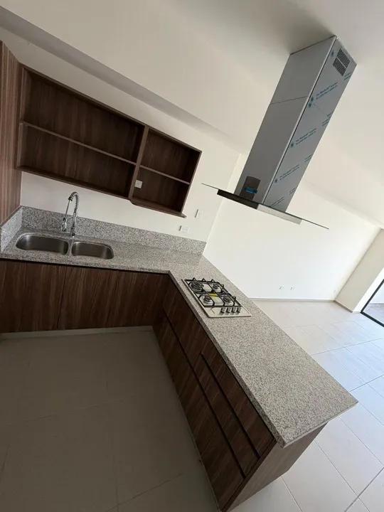 Foto 8 de Departamento en venta en Capital Norte, Valle Imperial en Zapopan