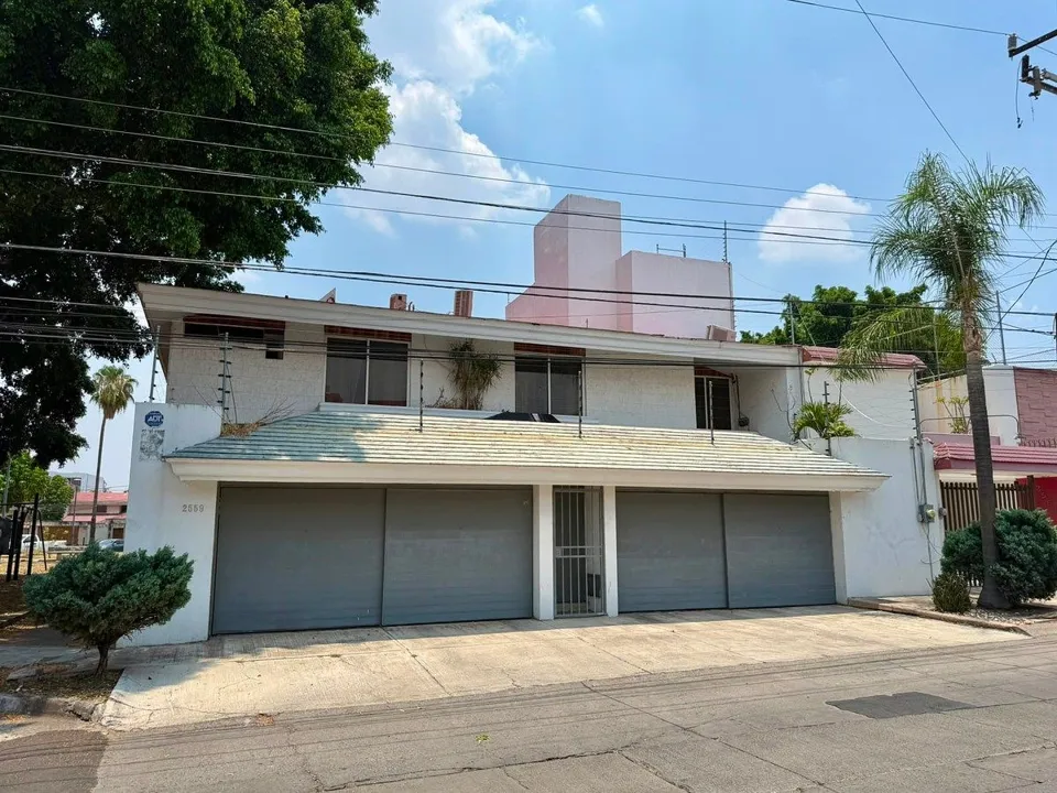 Casa en Venta en Verde Valle junto a parque, junto a Expo y Plaza del Sol