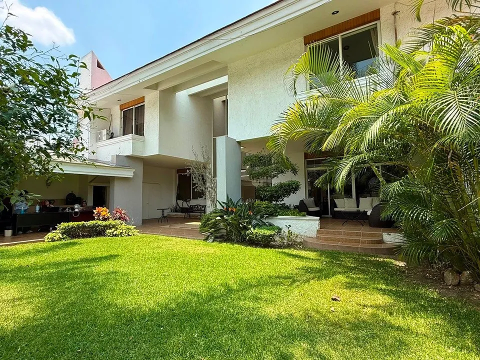 Foto 4 de Casa en Venta en Verde Valle junto a parque, junto a Expo y Plaza del Sol