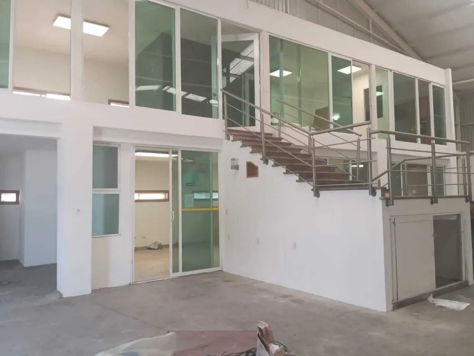 Foto 3 de Bodega en renta!!   frente al Aeropuerto de Guadalajara.