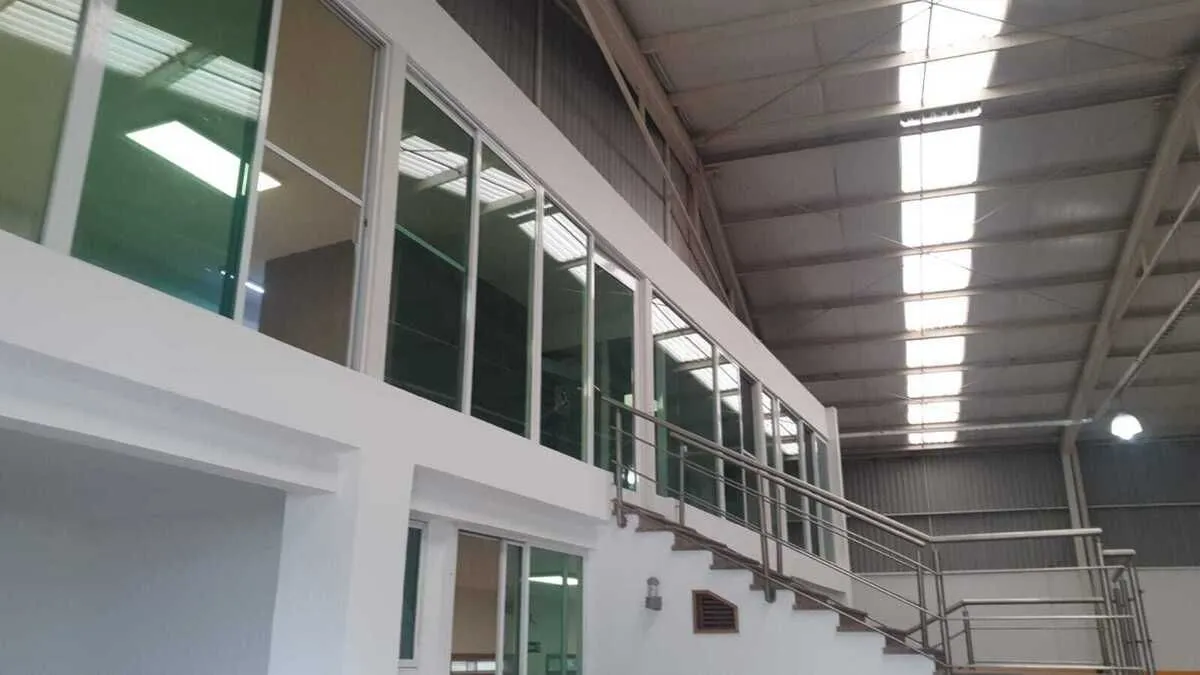 Foto 5 de Bodega en renta!!   frente al Aeropuerto de Guadalajara.