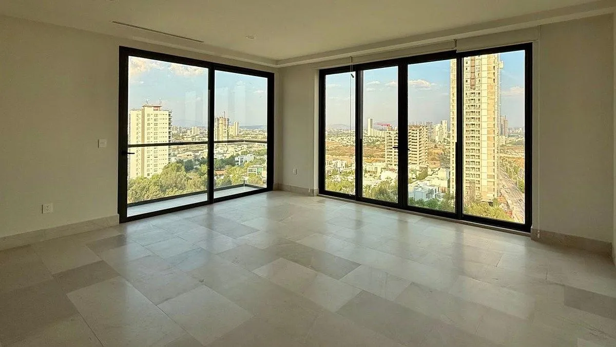 Torre del Prado 2 Rec 2 baños 2 autos Piso 12, departamento de lujo en venta!