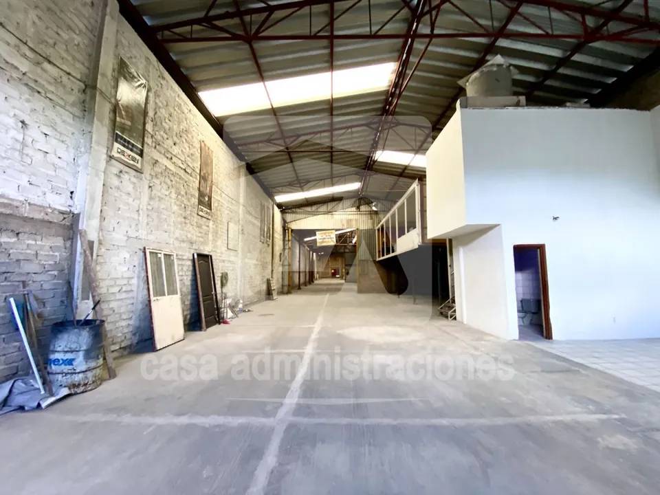 Foto 2 de Bodega en venta en Col. Mariano Otero, Zapopan