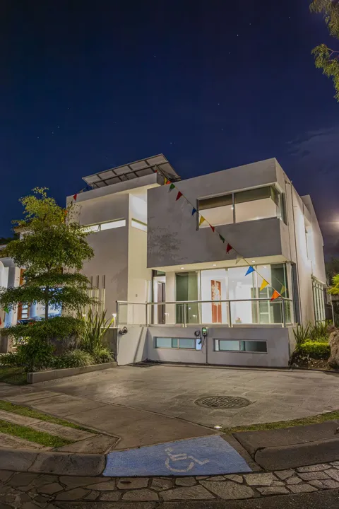 CASA EN VENTA EN EL MANANTIAL