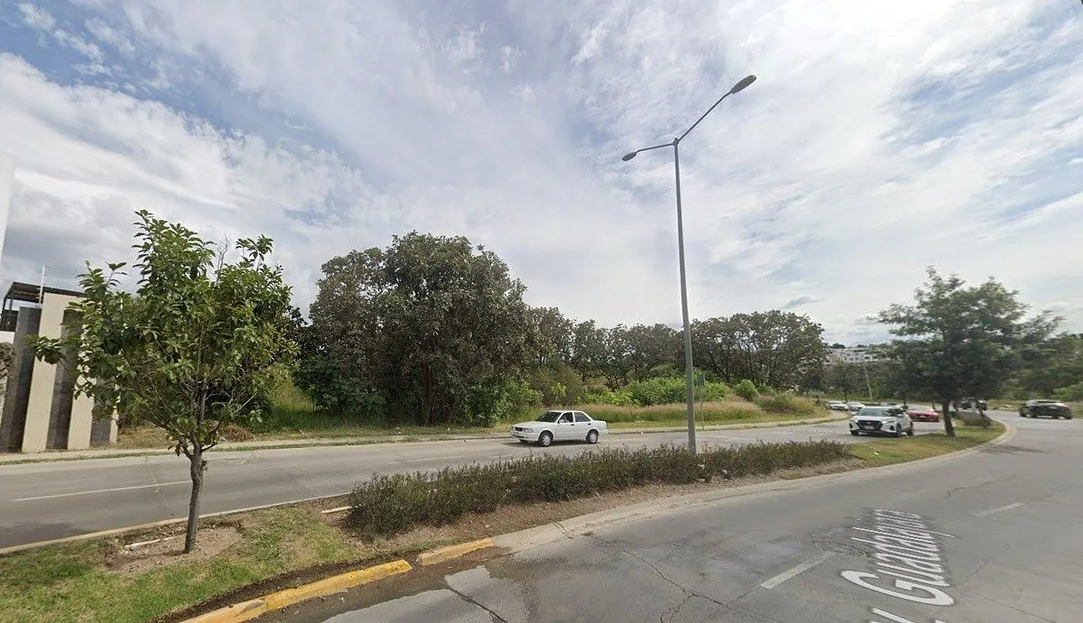Foto 4 de TERRENO DE OPORTUNIDAD EN VENTA SOBRE AV. GUADALAJARA, ZAPOPAN