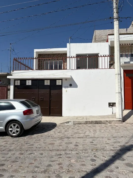 Casa en venta en Calle Maria Medeleine, La Condesa, Santiago de Querétaro