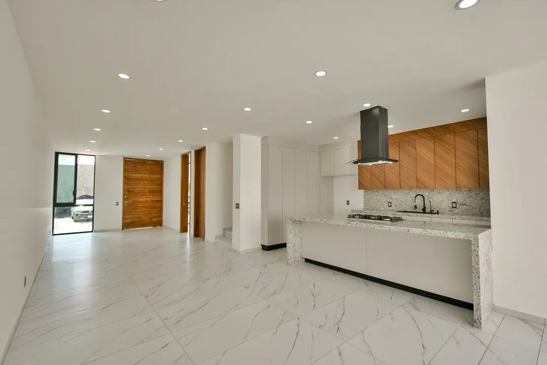 Foto 5 de Residencia con recámara en planta baja, Coto Baluarte Casa Fuerte
