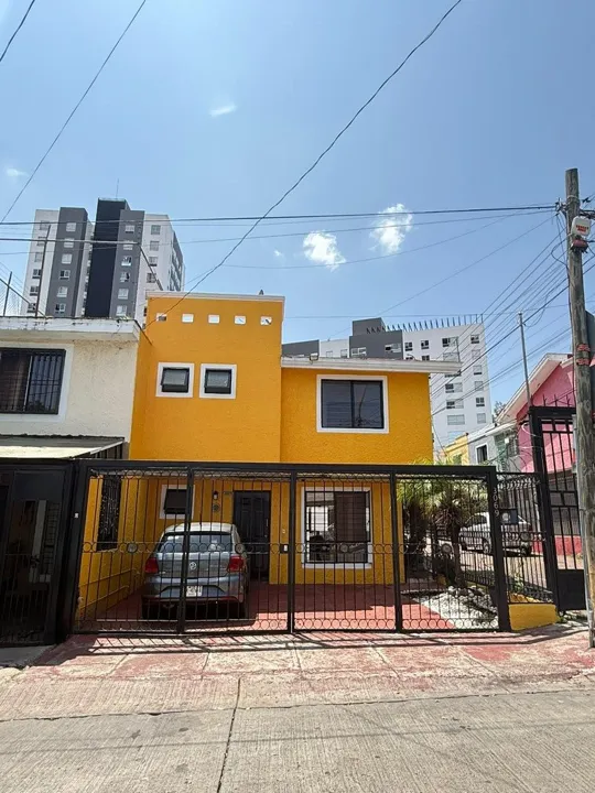 CASA EN VENTA EN PARQUES COLÓN $3’450,000 pesos