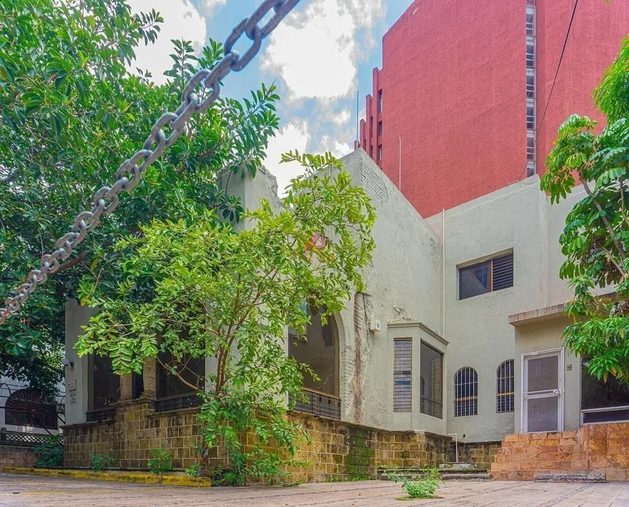 Foto 9 de Terreno en venta en Colonia Americana, Guadalajara | Uso Mixto