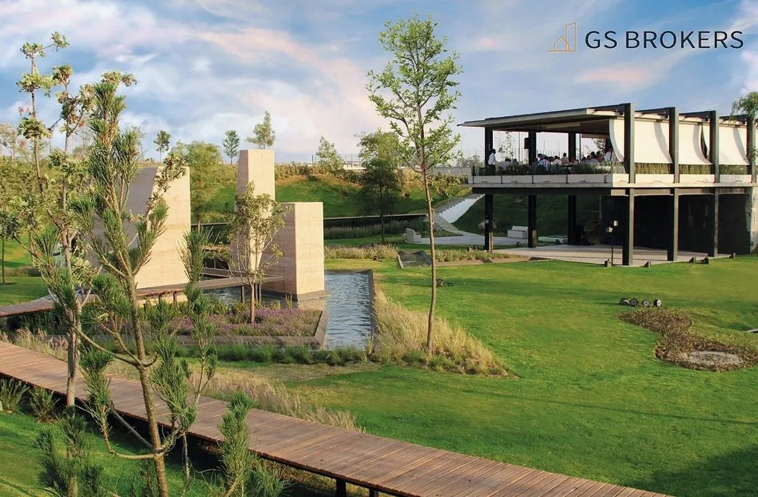 Foto 9 de Terrenos en venta en Residencial | Parques Vallarta